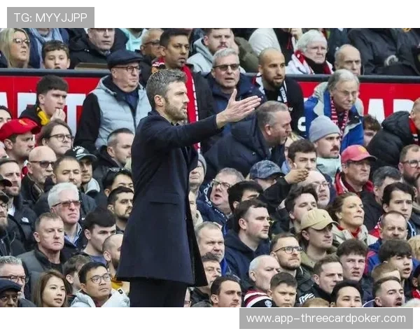 曼联3-2力克阿森纳，多尔古世界波但赛后确认伤缺十周。